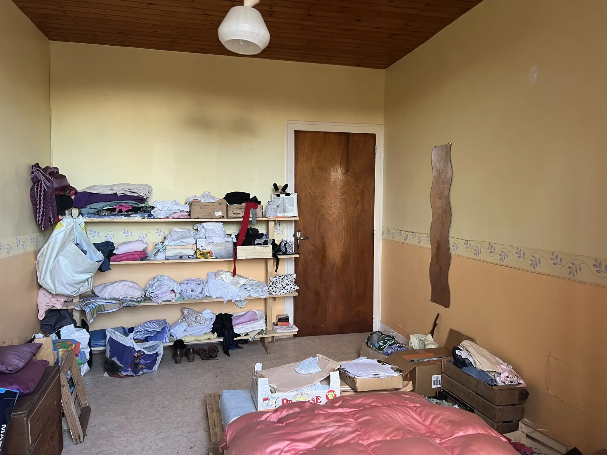 Maison en pierre à Thire avec dépendances et terrain grand volume 