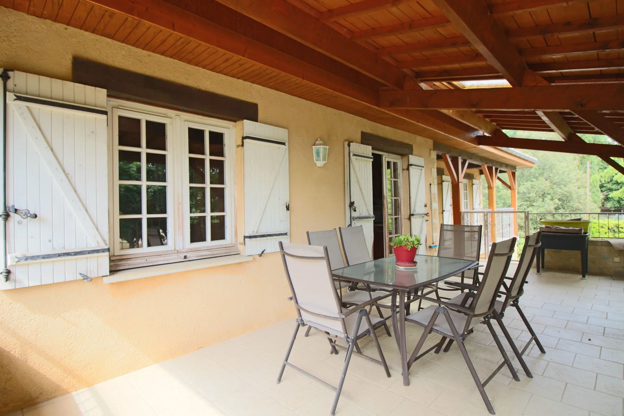 Maison familiale avec grand terrain à Prayssac - Potentiel et calme