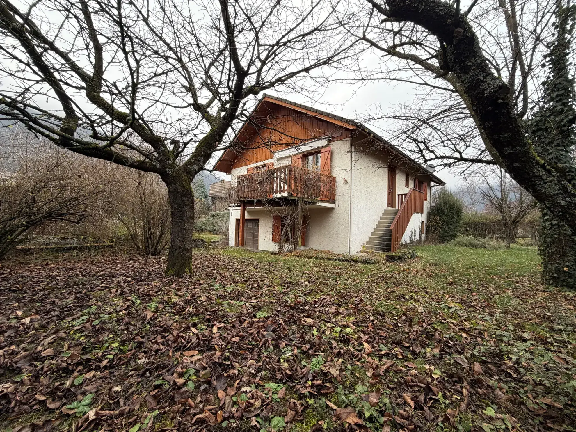 Maison individuelle à rénover à St Etienne de Cuines, idéale pour personalize votre futur logement