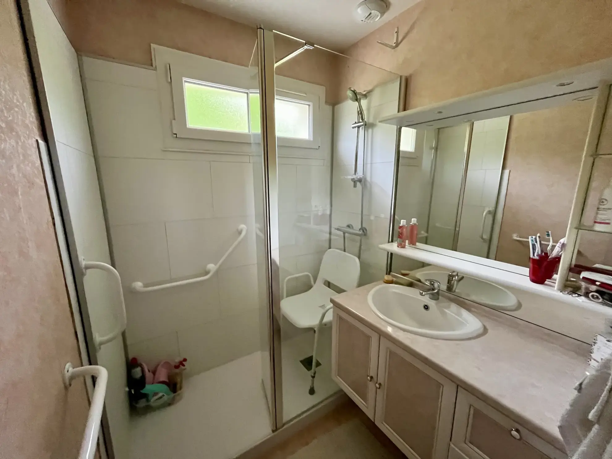 Maison à vendre à Vaux – 6 pièces, 134 m², environnement calme 