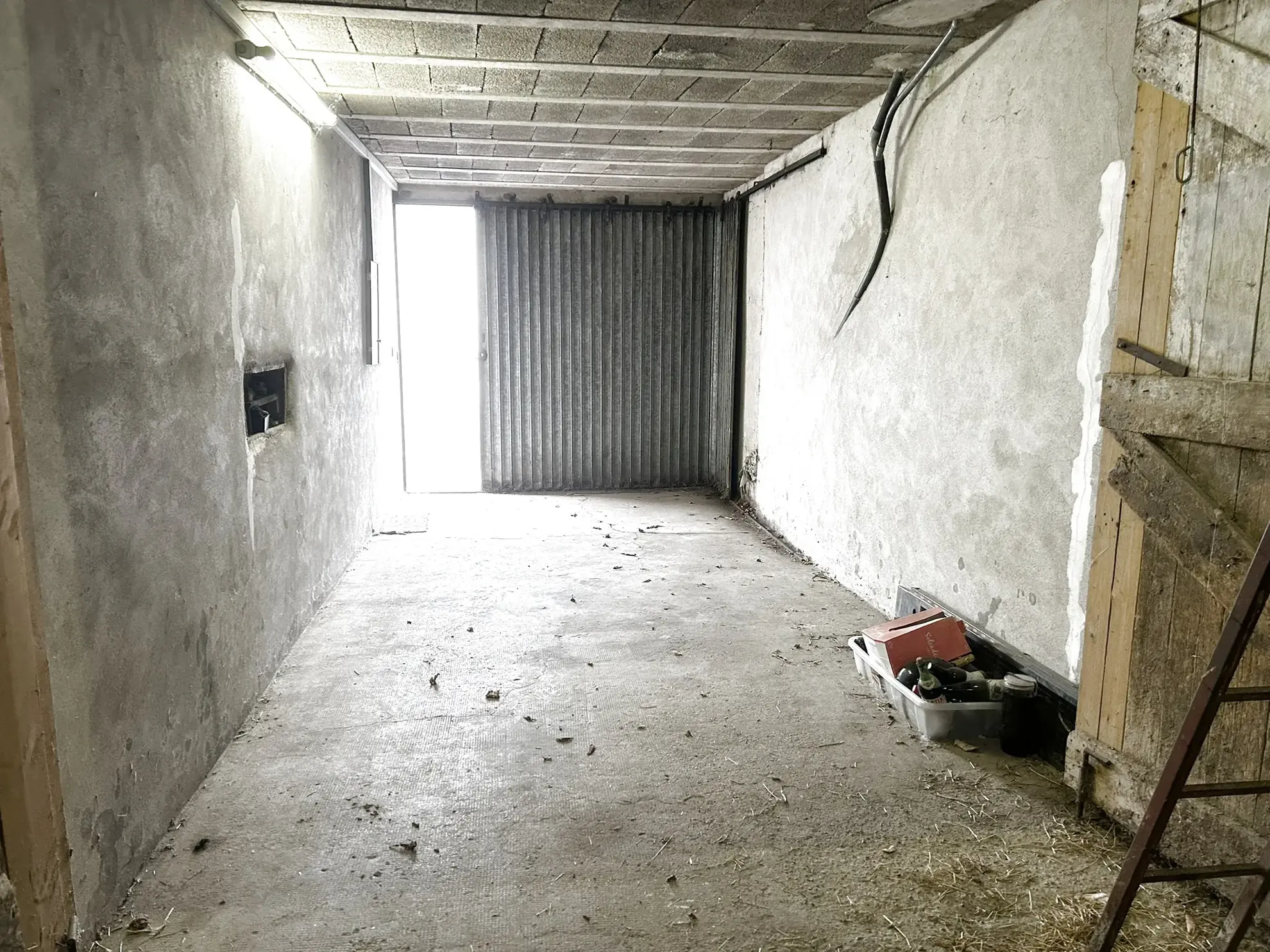 Maison à rénover à Aubecourt près de Rémilly – Grand potentiel d’aménagement 