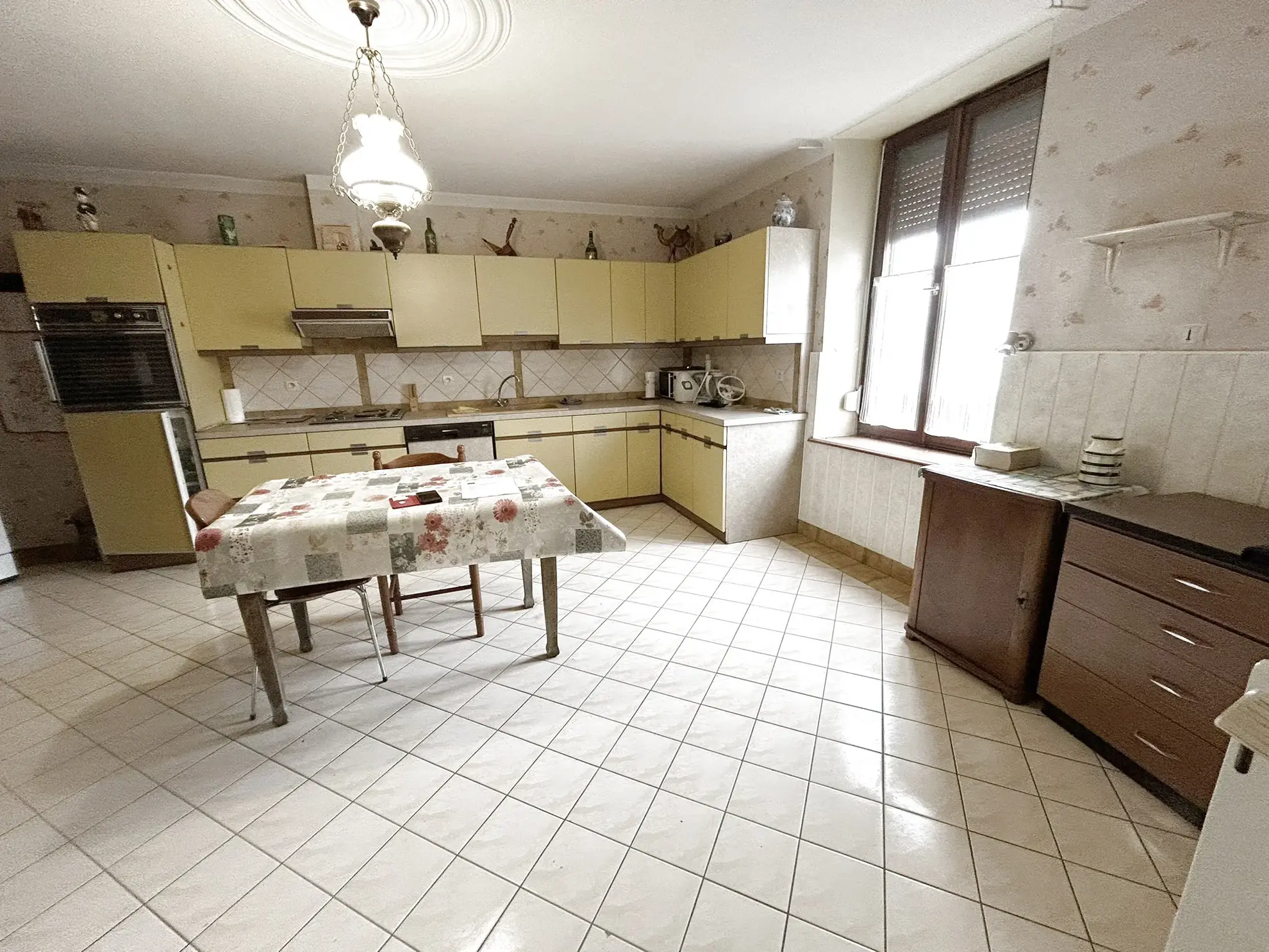 Maison à rénover à Aubecourt près de Rémilly – Grand potentiel d’aménagement 