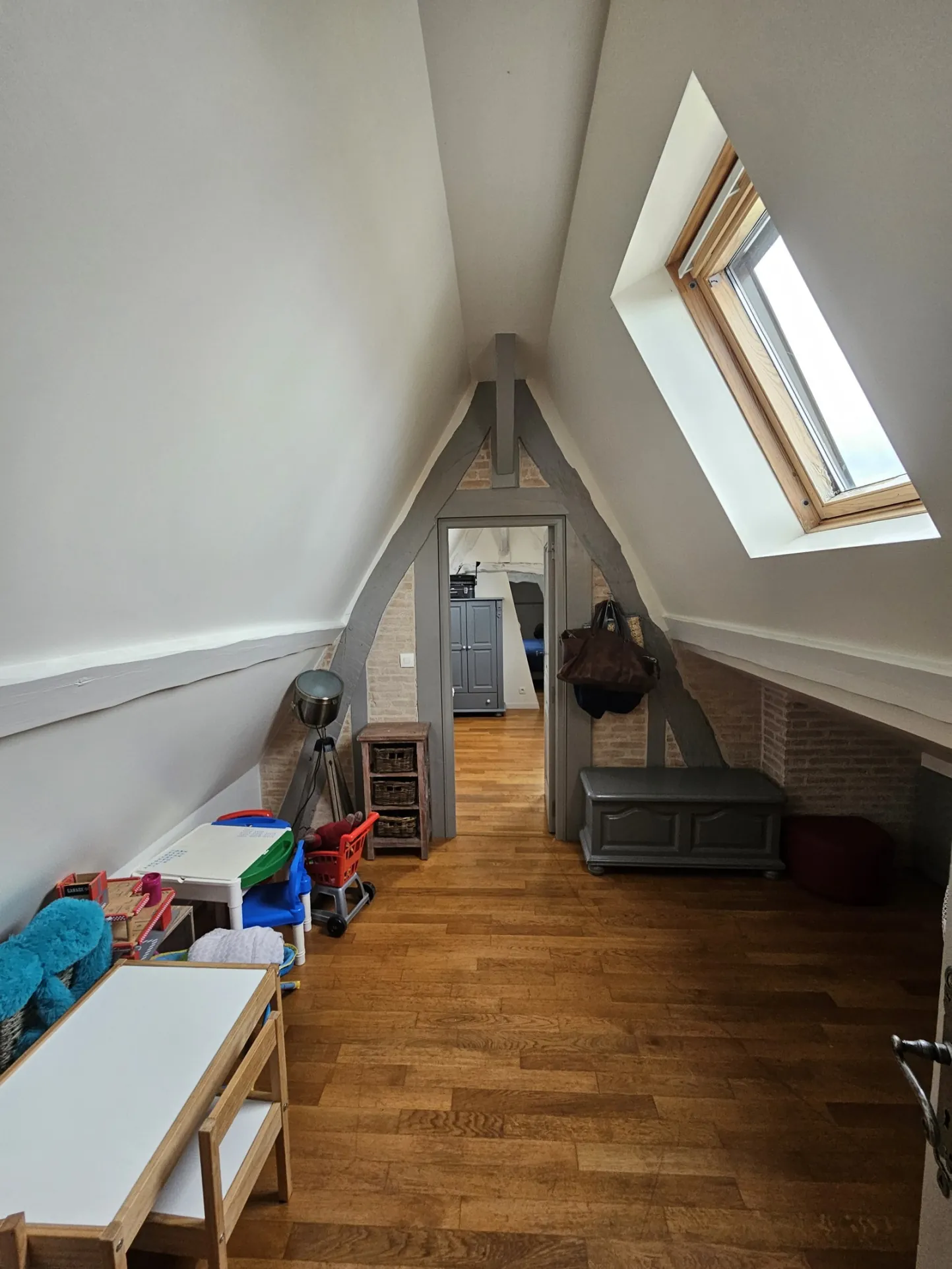 Charmante maison normande avec jardin, piscine et garage à Cormeilles - 1227 m² de terrain 