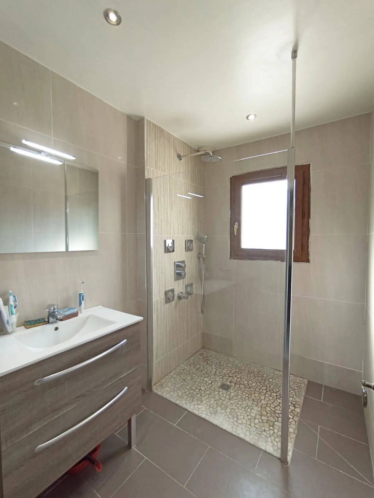 Maison à vendre de 92 m² avec jardin à Saint-André-les-Vergers proche Troyes 