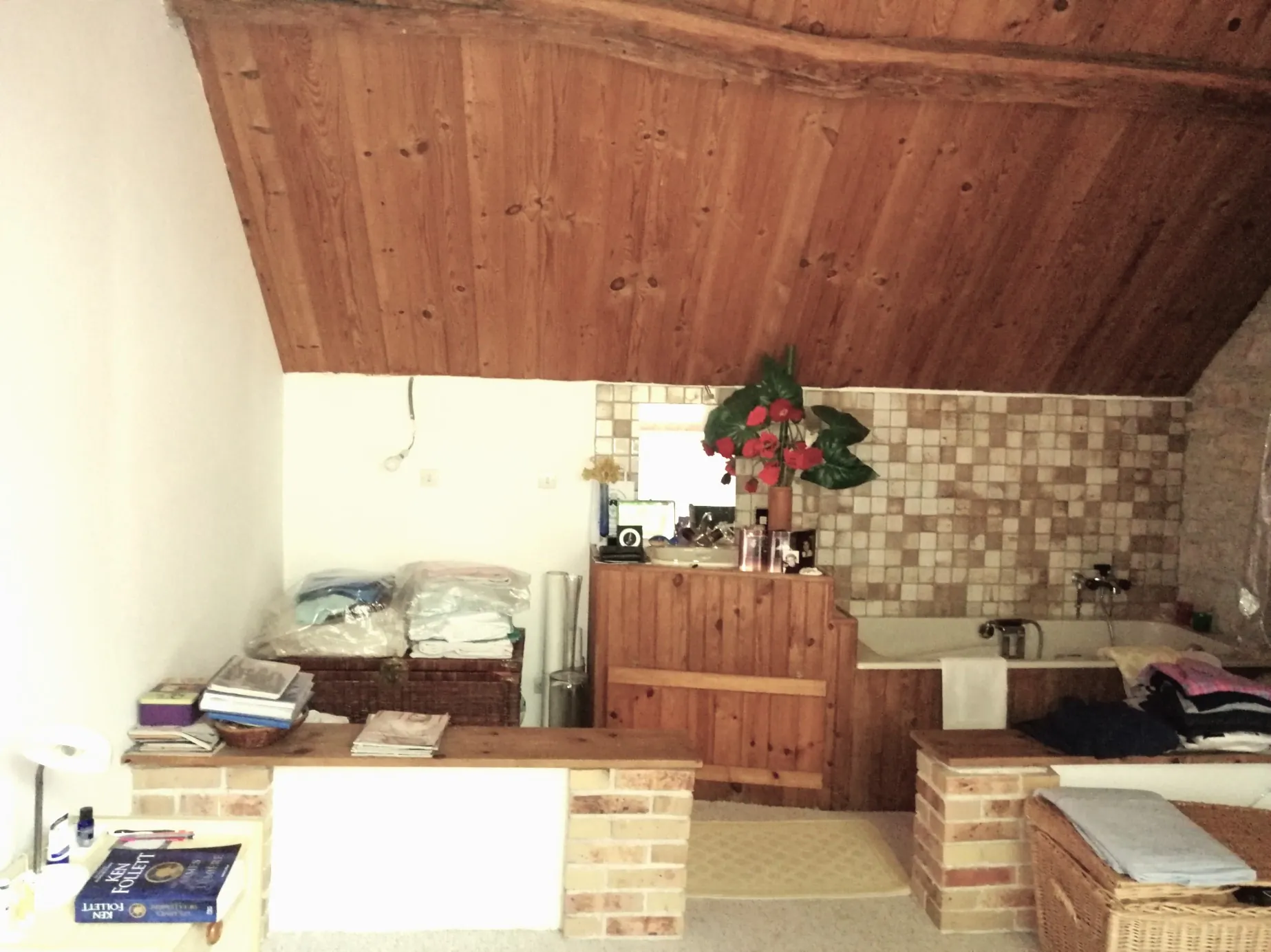 Longère rénovée sur 11 000 m² à Magny Cours, campagne paisible 