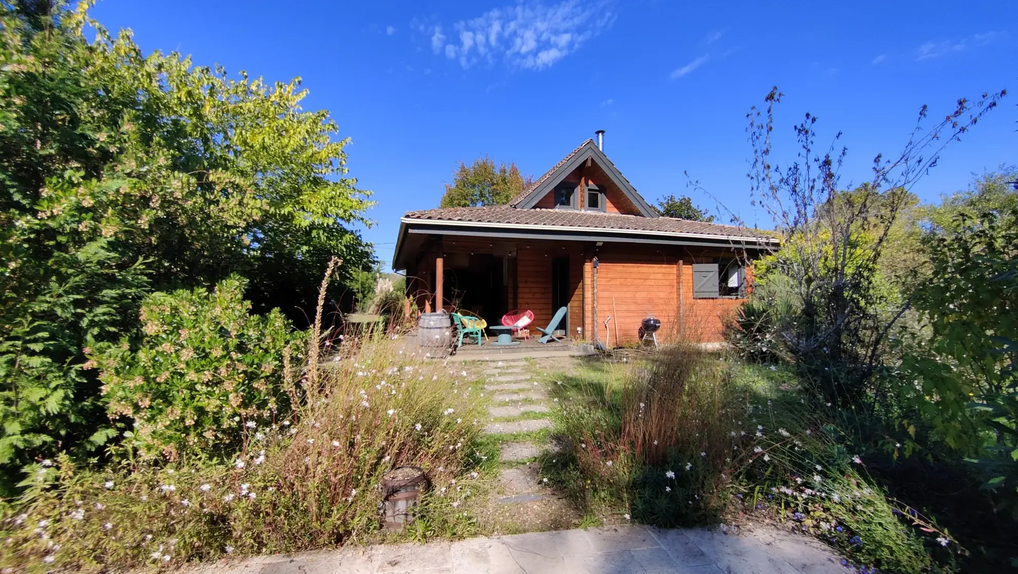 Maison en bois avec piscine à vendre proche d'Hostens dans la Gironde