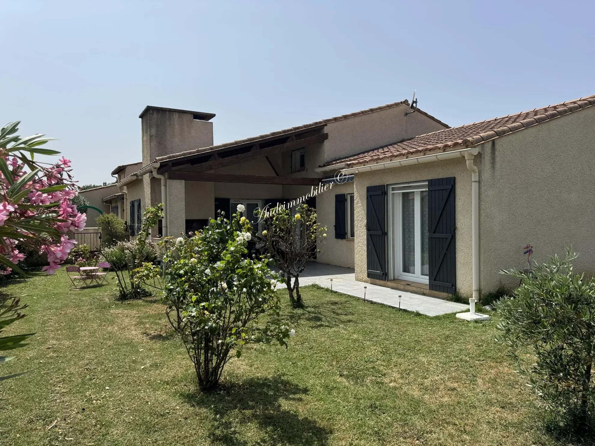 Villa de plain-pied avec jardin et garage à Limoux 