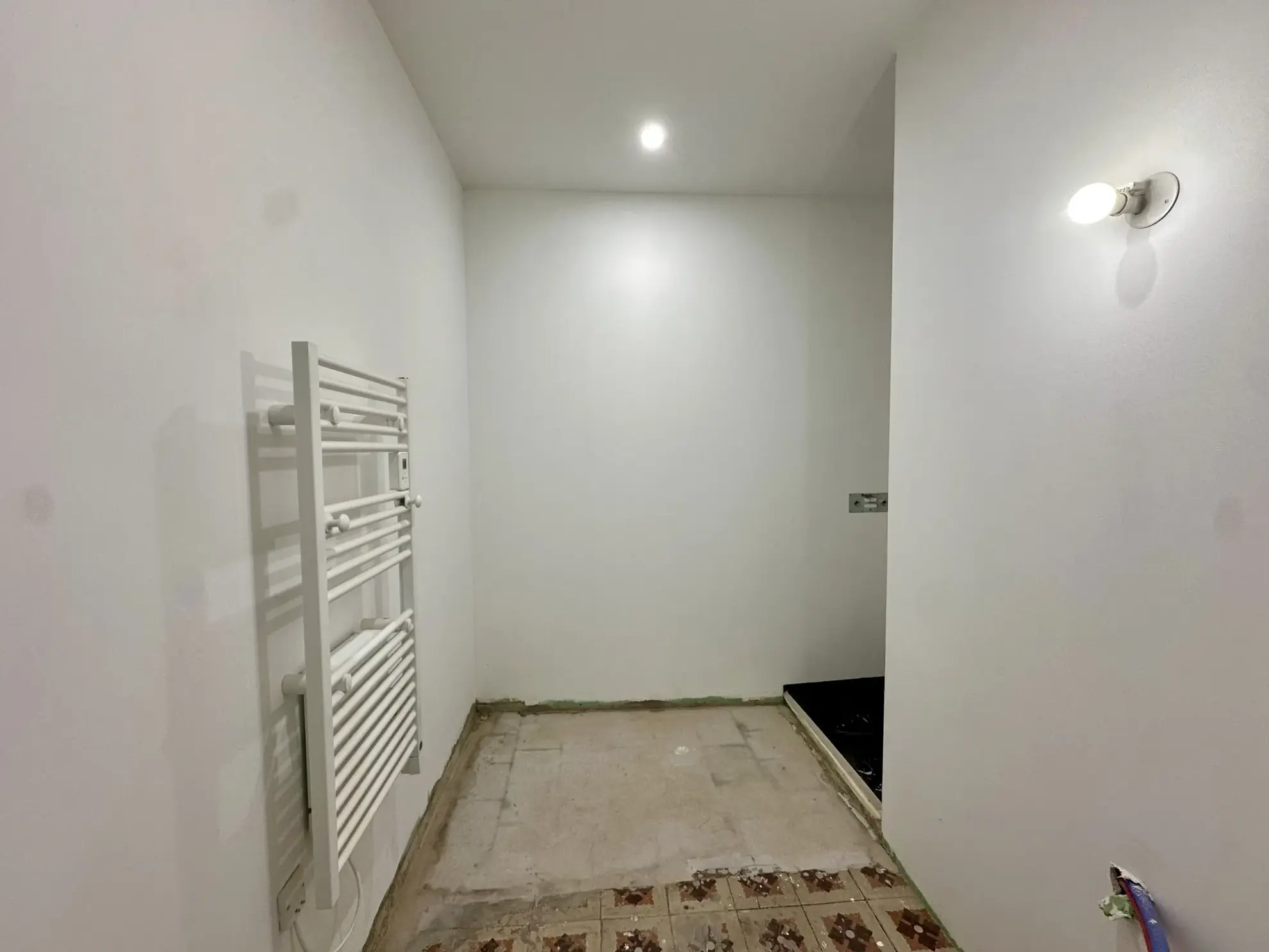 Immeuble avec 3 studios et local commercial à Carcassonne Bastide Saint-Louis 