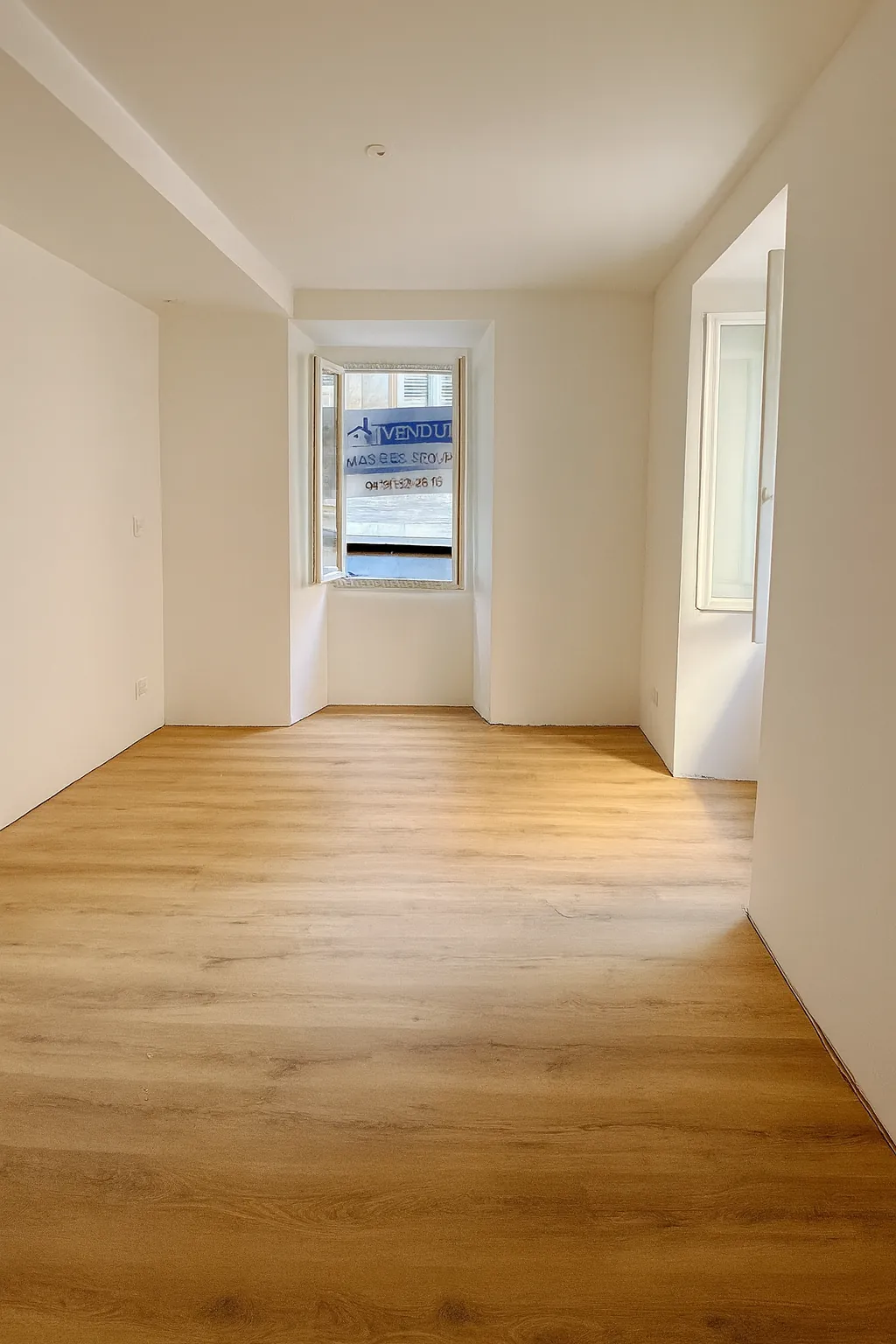 Appartement T2 rénové en plein centre d'Ajaccio, rue Fesch 