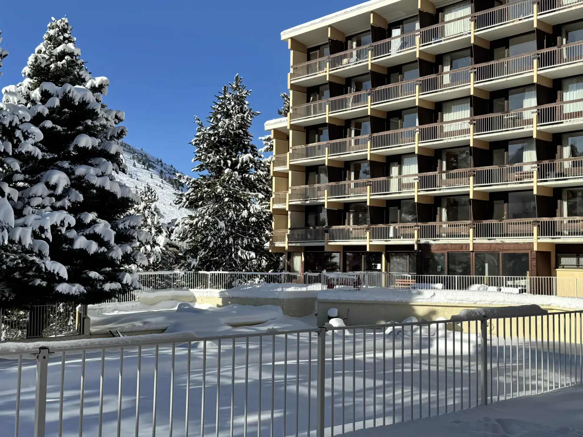 Studio de 26,55 m2 avec vue sur pistes aux Deux Alpes – Opportunité à saisir