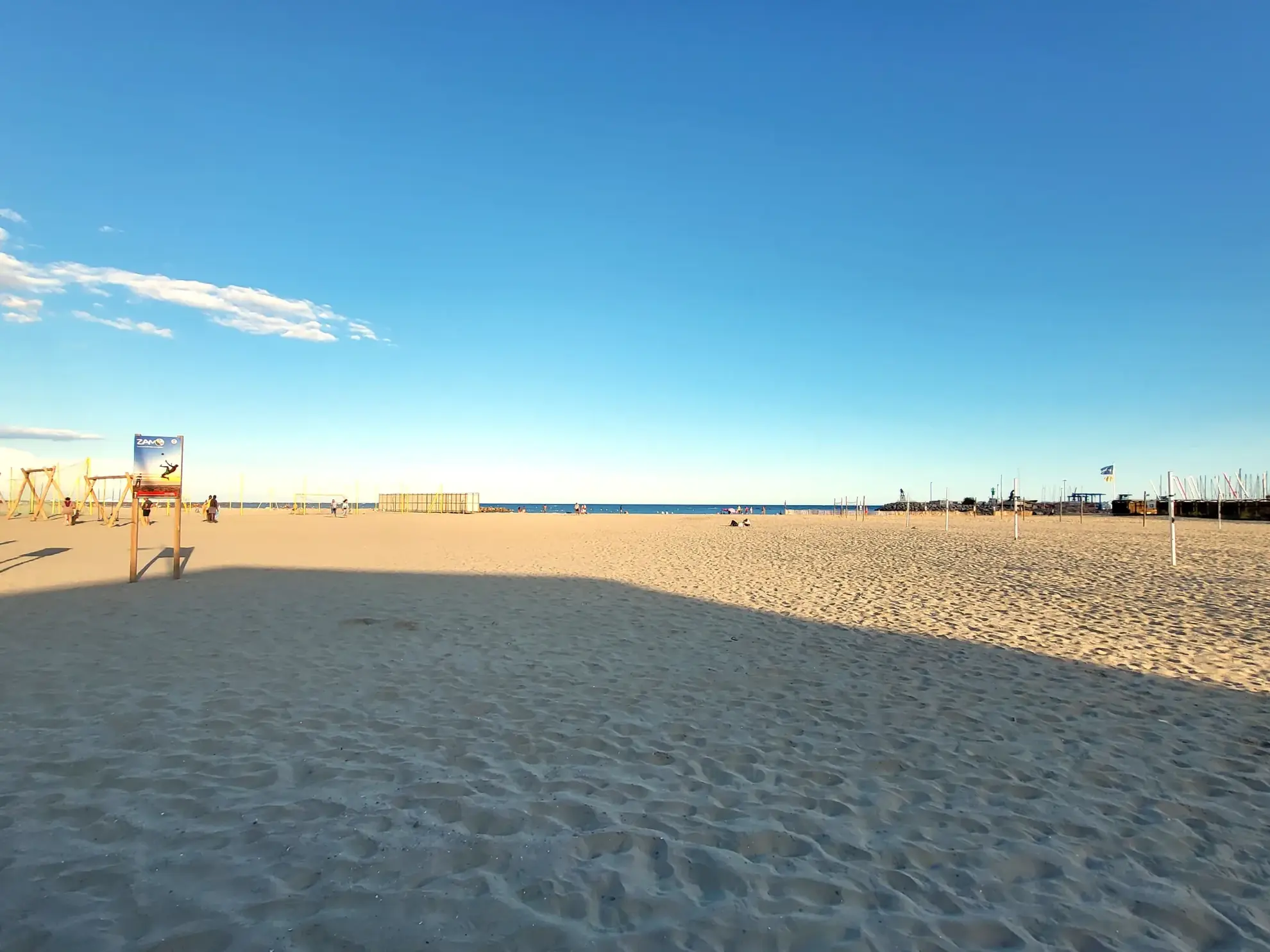 Fonds de commerce en vente à Palavas-les-Flots face à la mer 