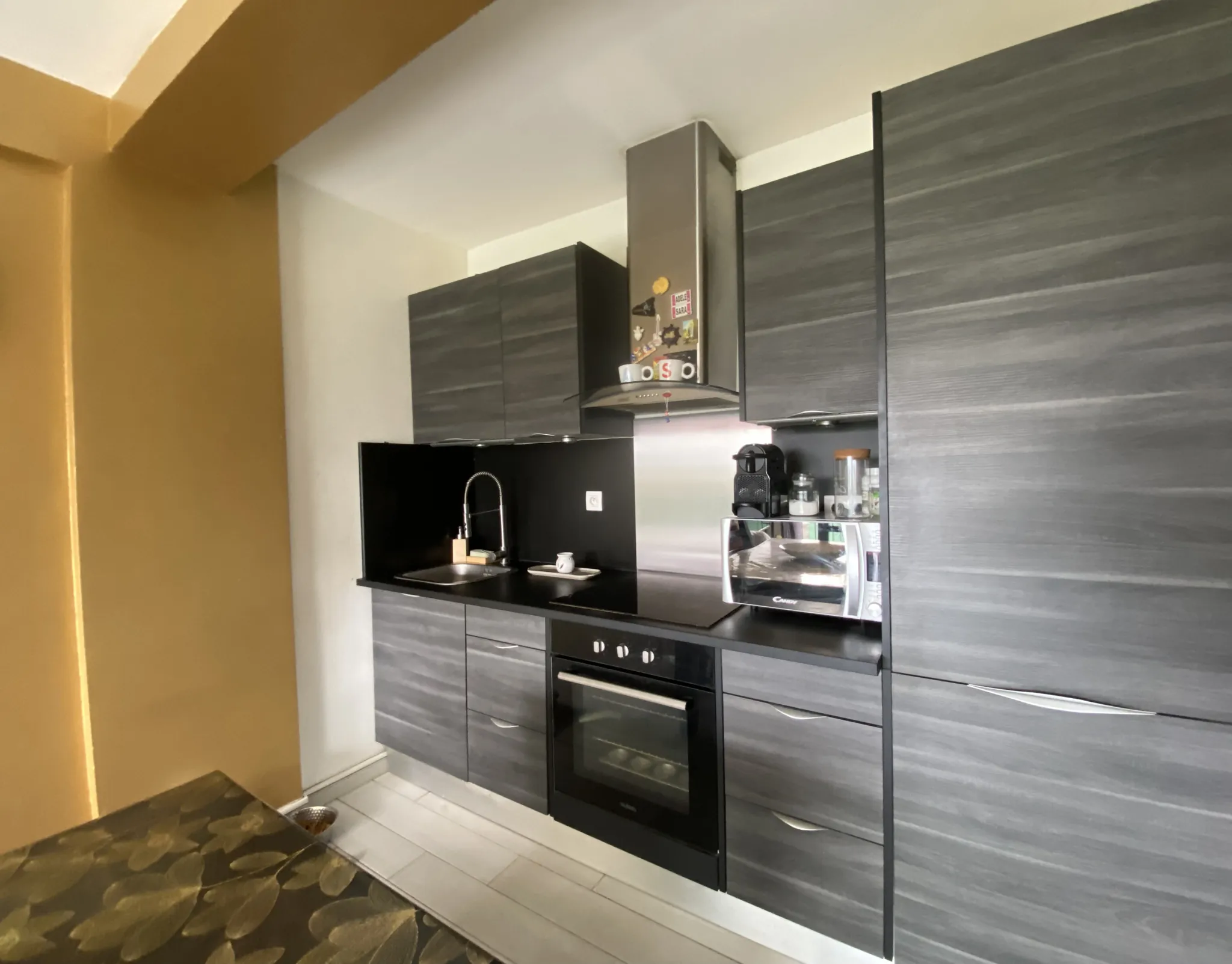 Achat Appartement T3 de 59m² avec Balcon, Parking et Cave à Marseille 13012 