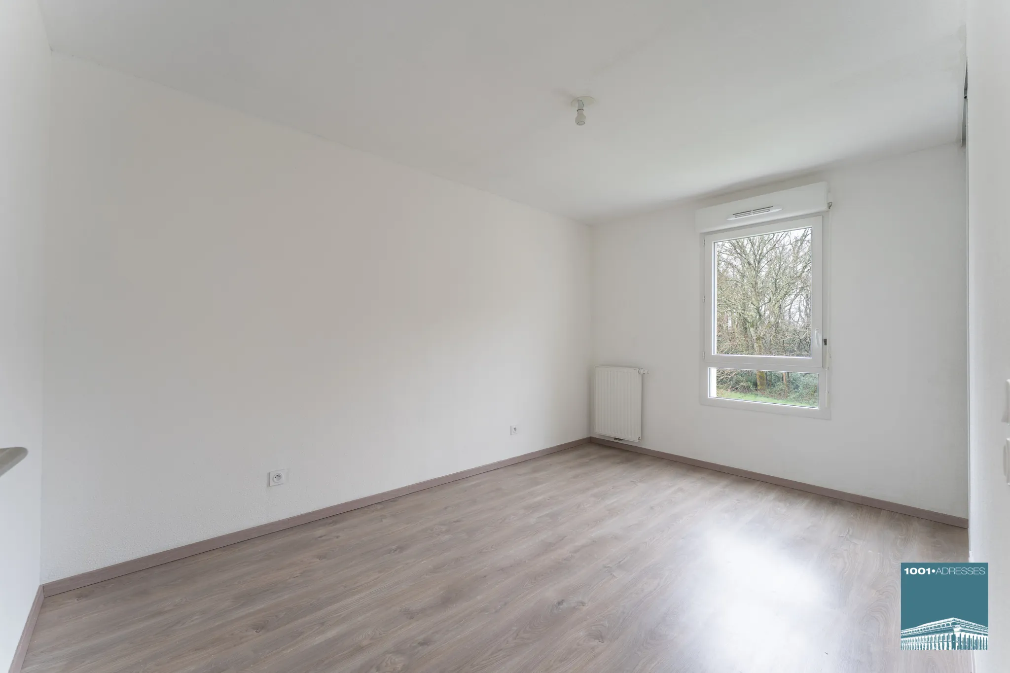 Appartement 2 pièces à Saint Médard en Jalles avec terrasse et parking privé 