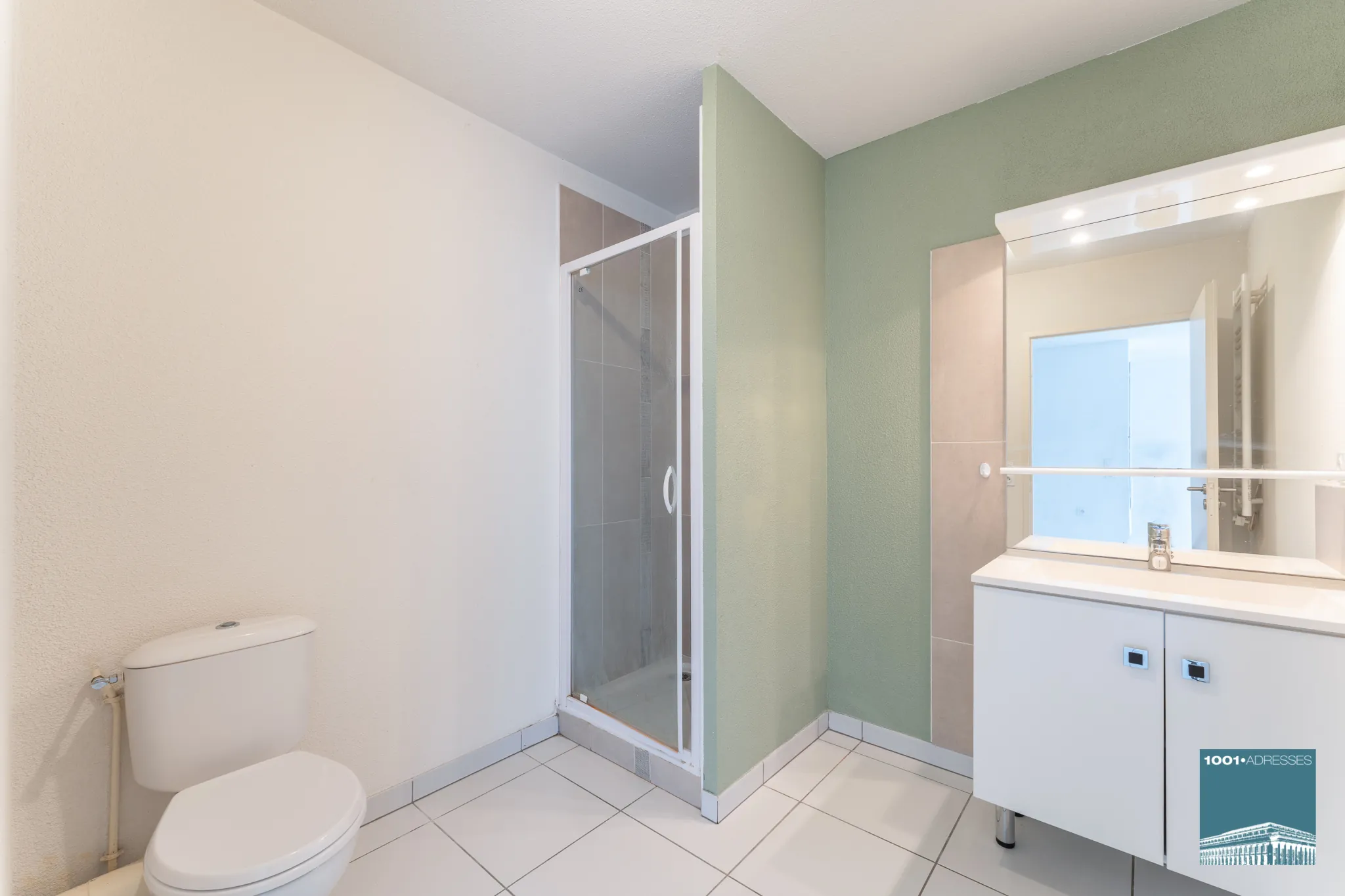 Appartement 2 pièces à Saint Médard en Jalles avec terrasse et parking privé 