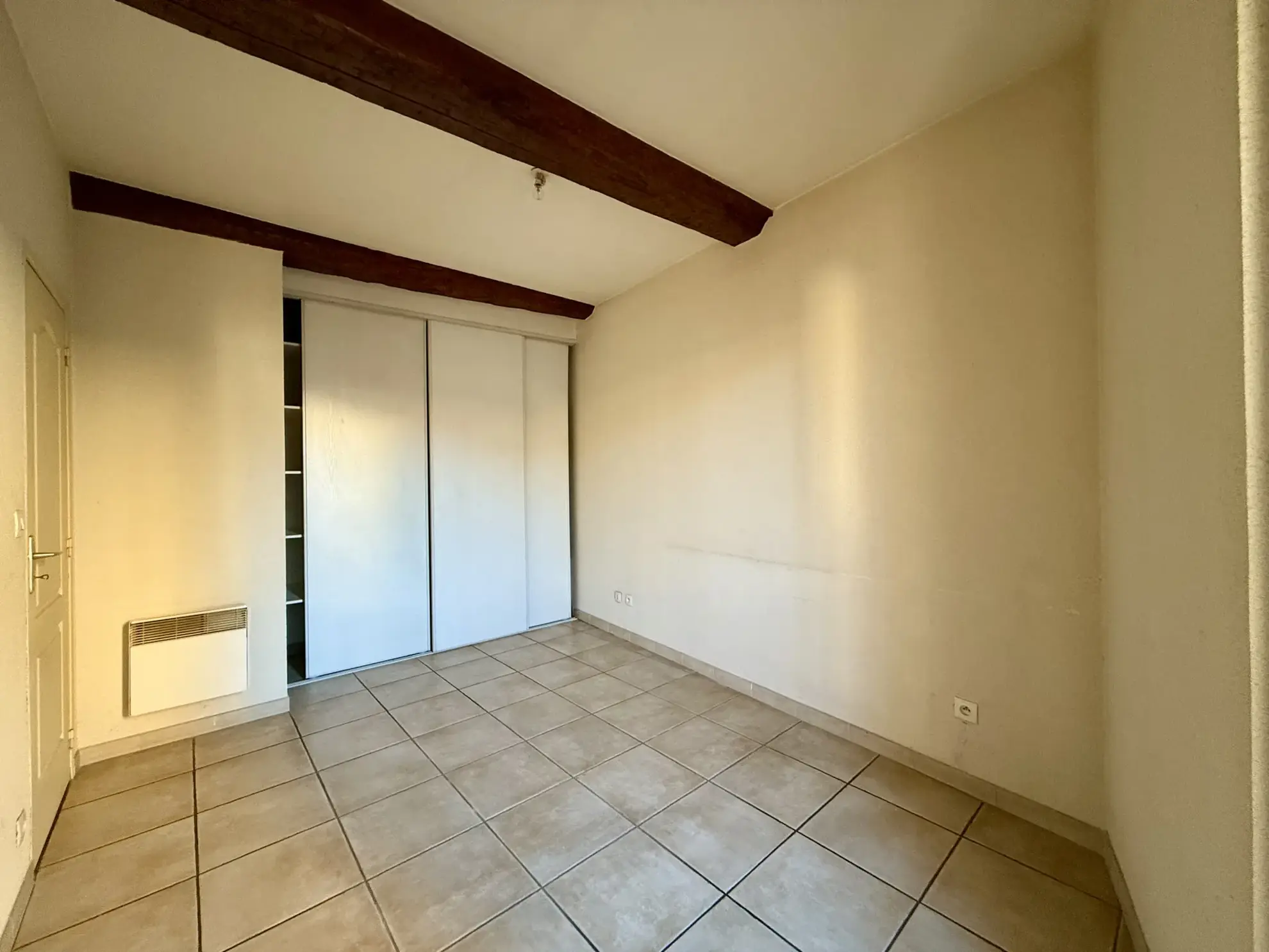 Appartement T2 lumineux de 46 m² à Florensac, proche commodités 