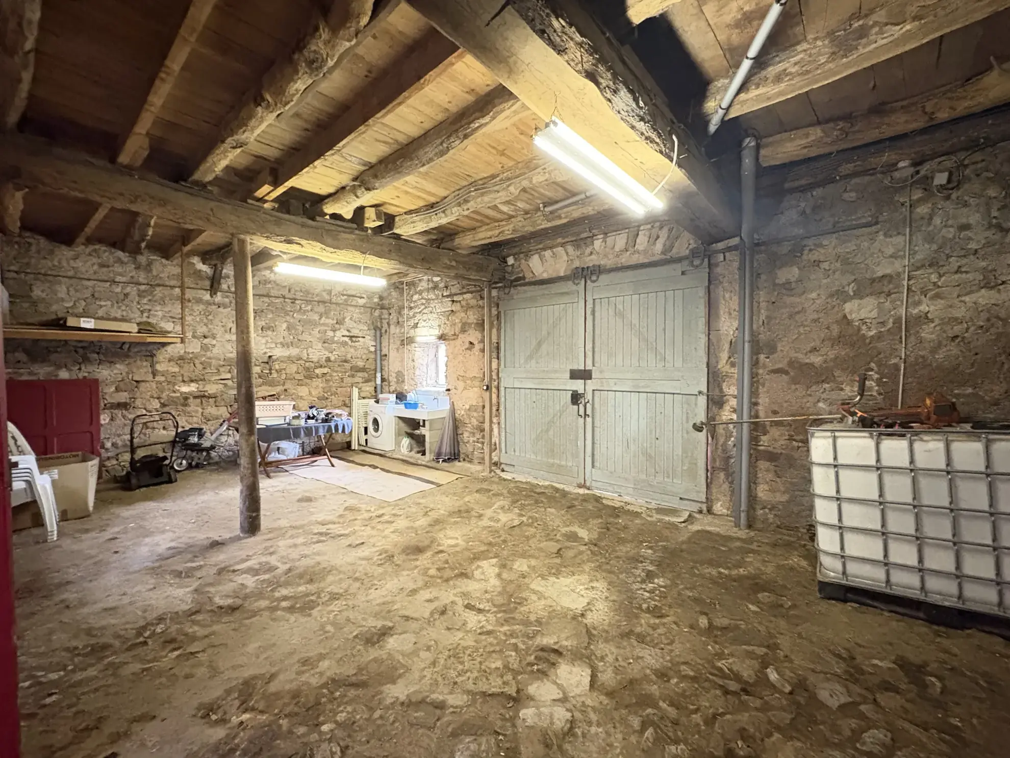 Maison à vendre avec annexe et terrain dans le Sud de l'Aveyron 