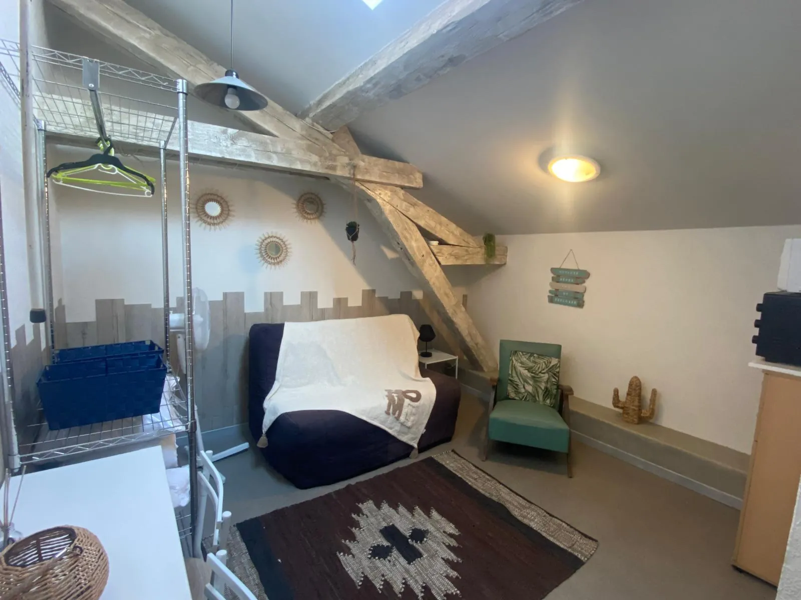 Investissement locatif à Agen - Immeuble de 6 studios loués, rentabilité 8,8 %