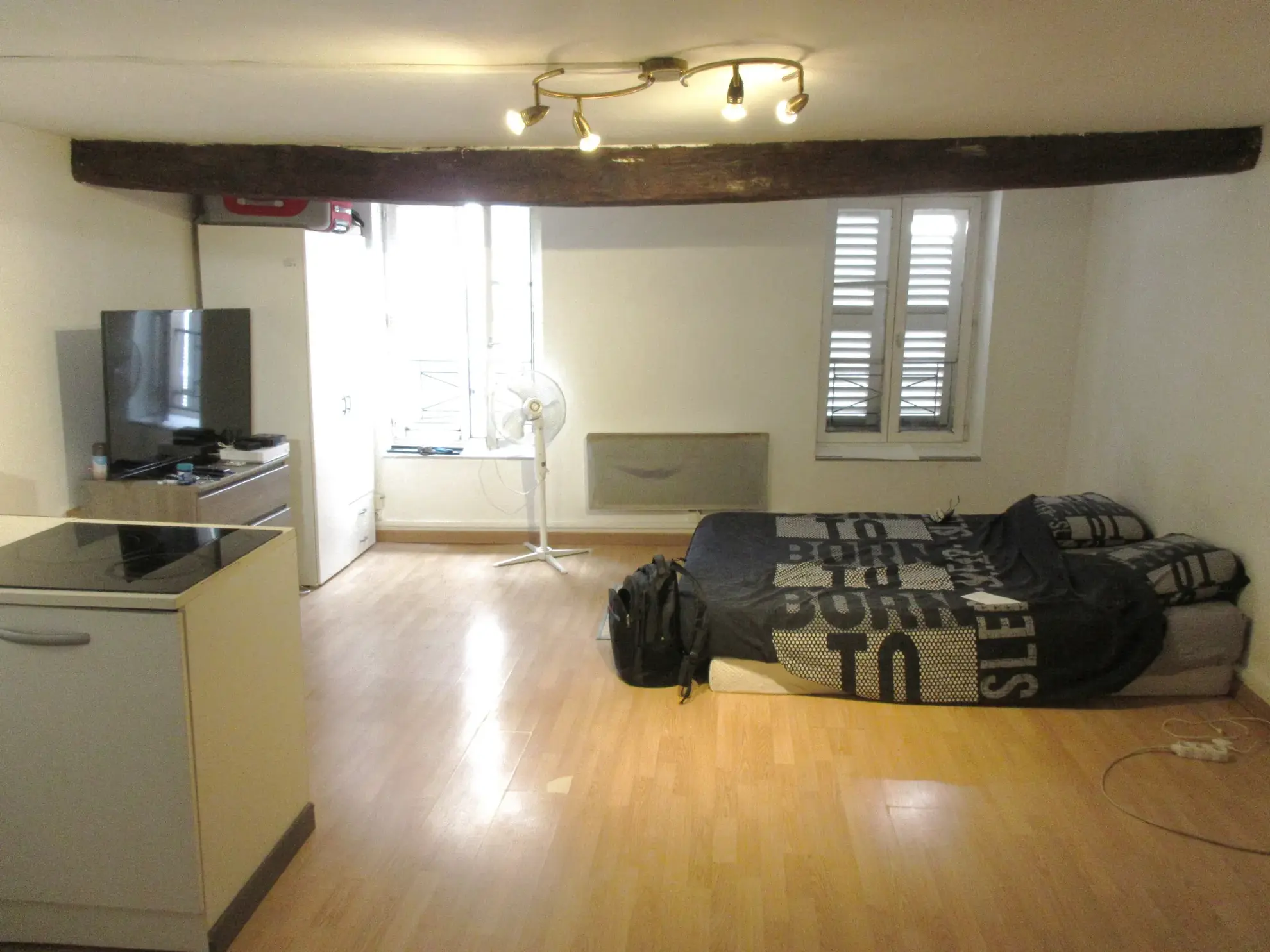 Studio de 29,43 m² en centre-ville de Coulommiers, loué, idéal investissement