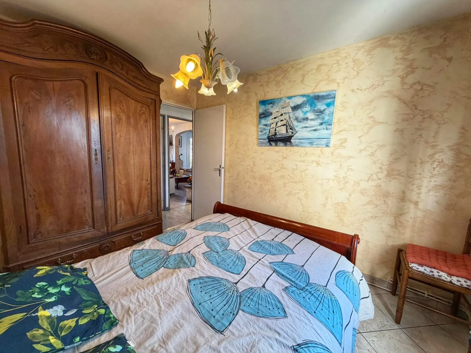 Maison à Bon-Encontre avec terrain arboré et source d’eau naturelle proche d'Agen 