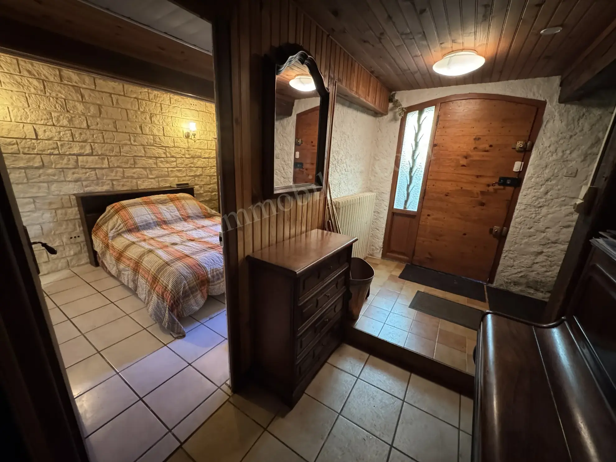 Maison de village en pierre avec extérieur dans les Corbières 