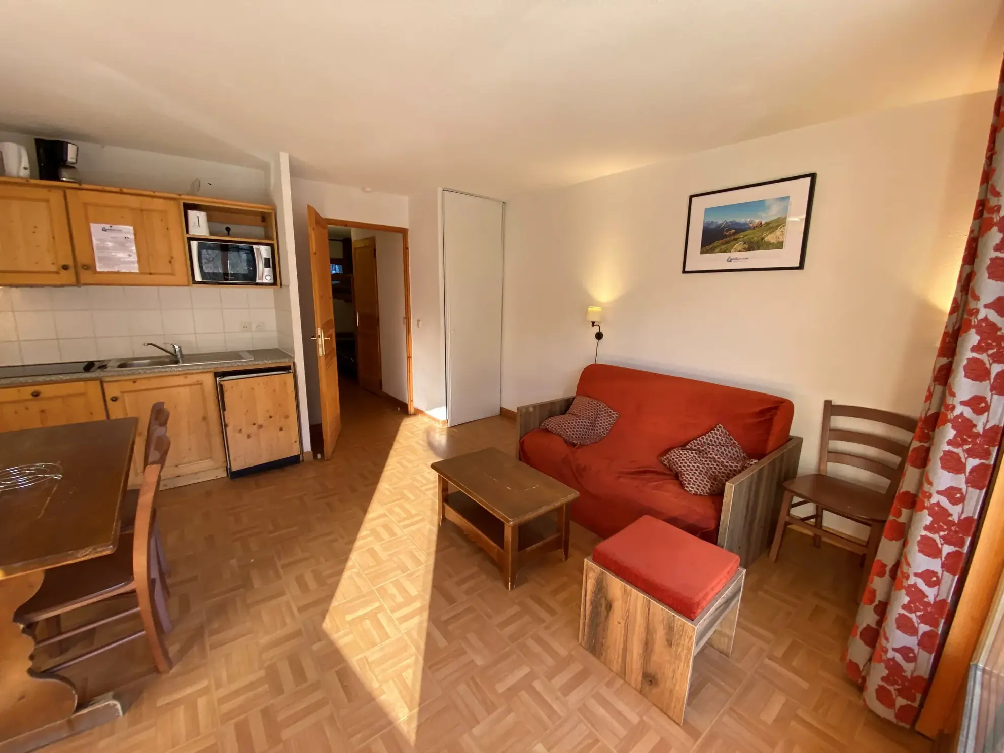 Appartement T2 lumineux avec vue sur les montagnes à Saint-Sorlin d'Arves 