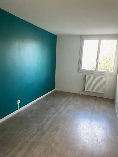 Appartement T2 de 58m² avec balcon, cave et parking au Bouscat 