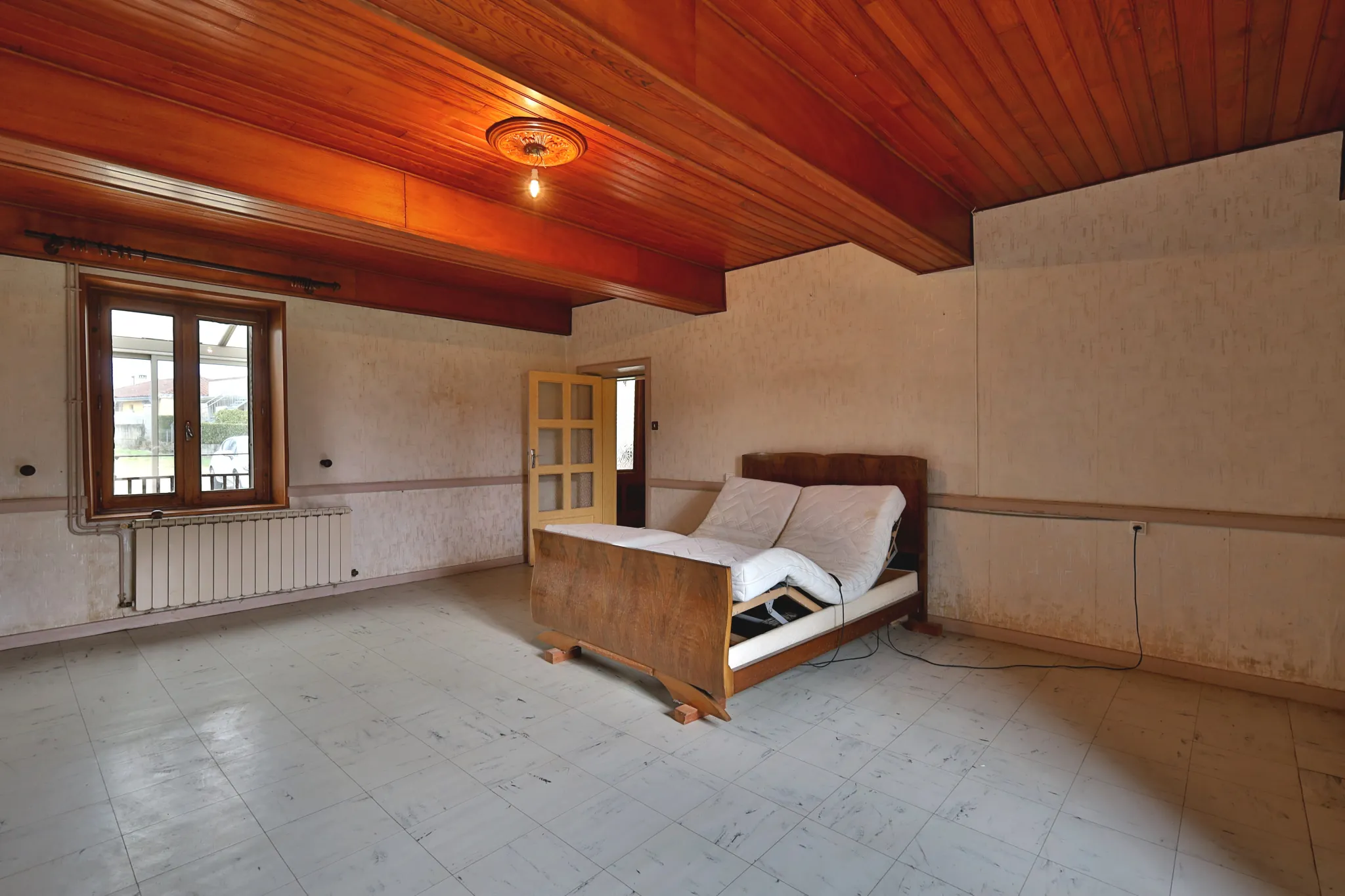 Maison individuelle à rénover de 133 m² avec jardin en vente à Beauvoir-de-Marc 