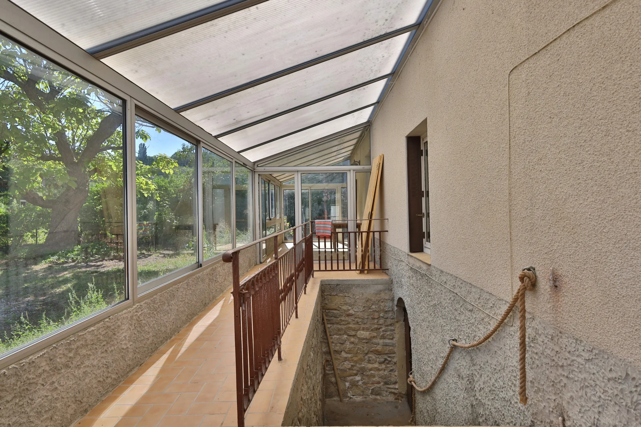 Maison individuelle à rénover de 133 m² avec jardin en vente à Beauvoir-de-Marc 