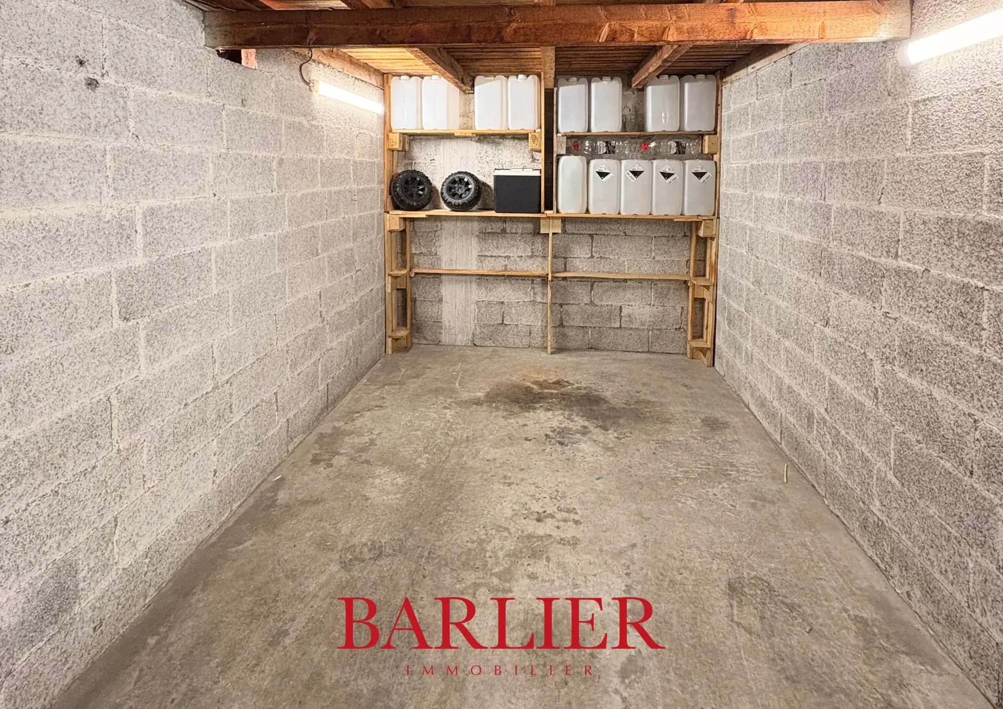 Garage fermé à Strasbourg Stoeckfeld - Opportunité d’investissement ou de stationnement