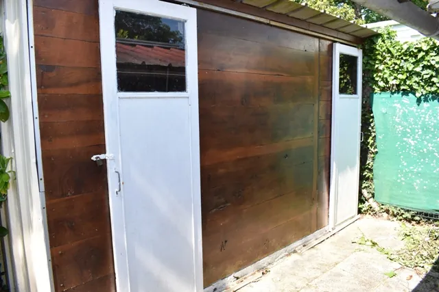 Terrain de loisirs à vendre à St Pierre d'Oleron avec mobil-home et aménagements 