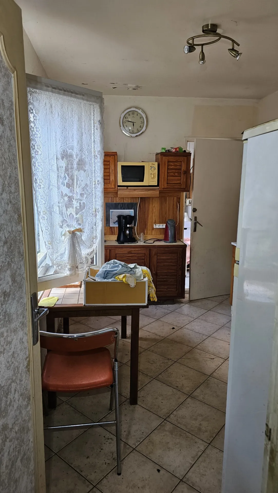 Maison individuelle à rénover de 95 m² avec garage à Ervauville 