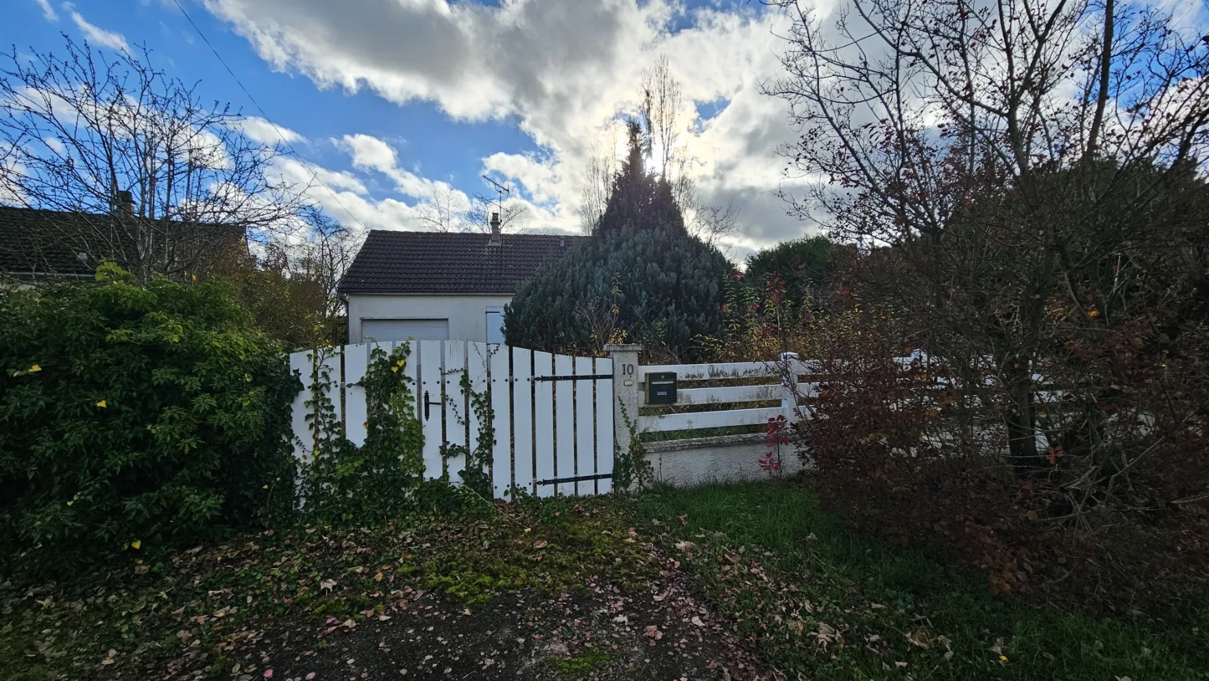 Maison individuelle à rénover de 95 m² avec garage à Ervauville 