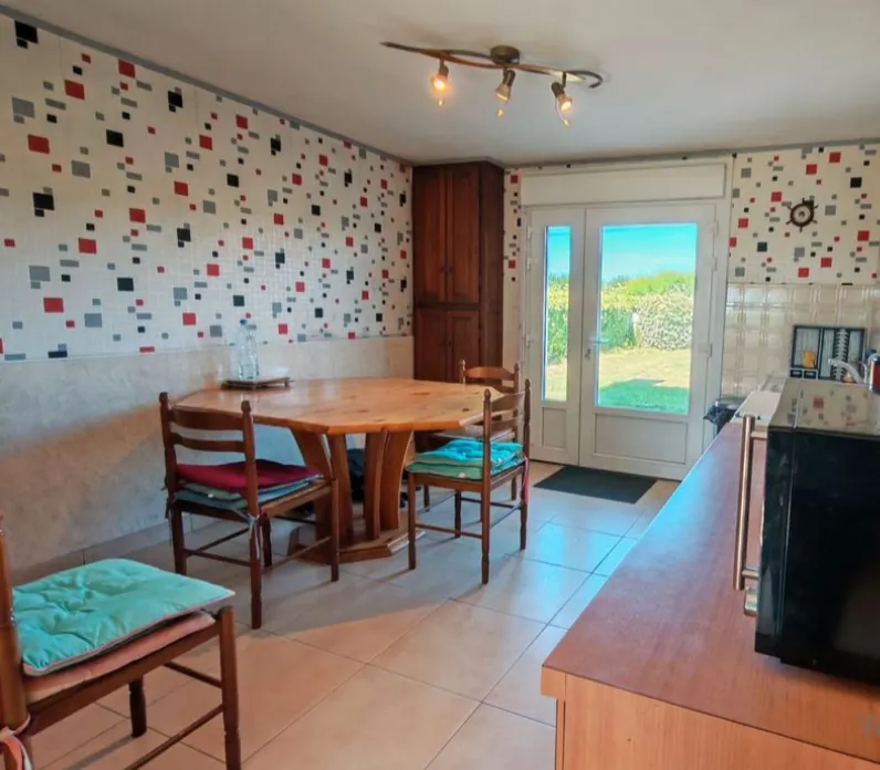 Maison familiale à Plouescat de 150 m² à 5 min de la plage avec vue mer 