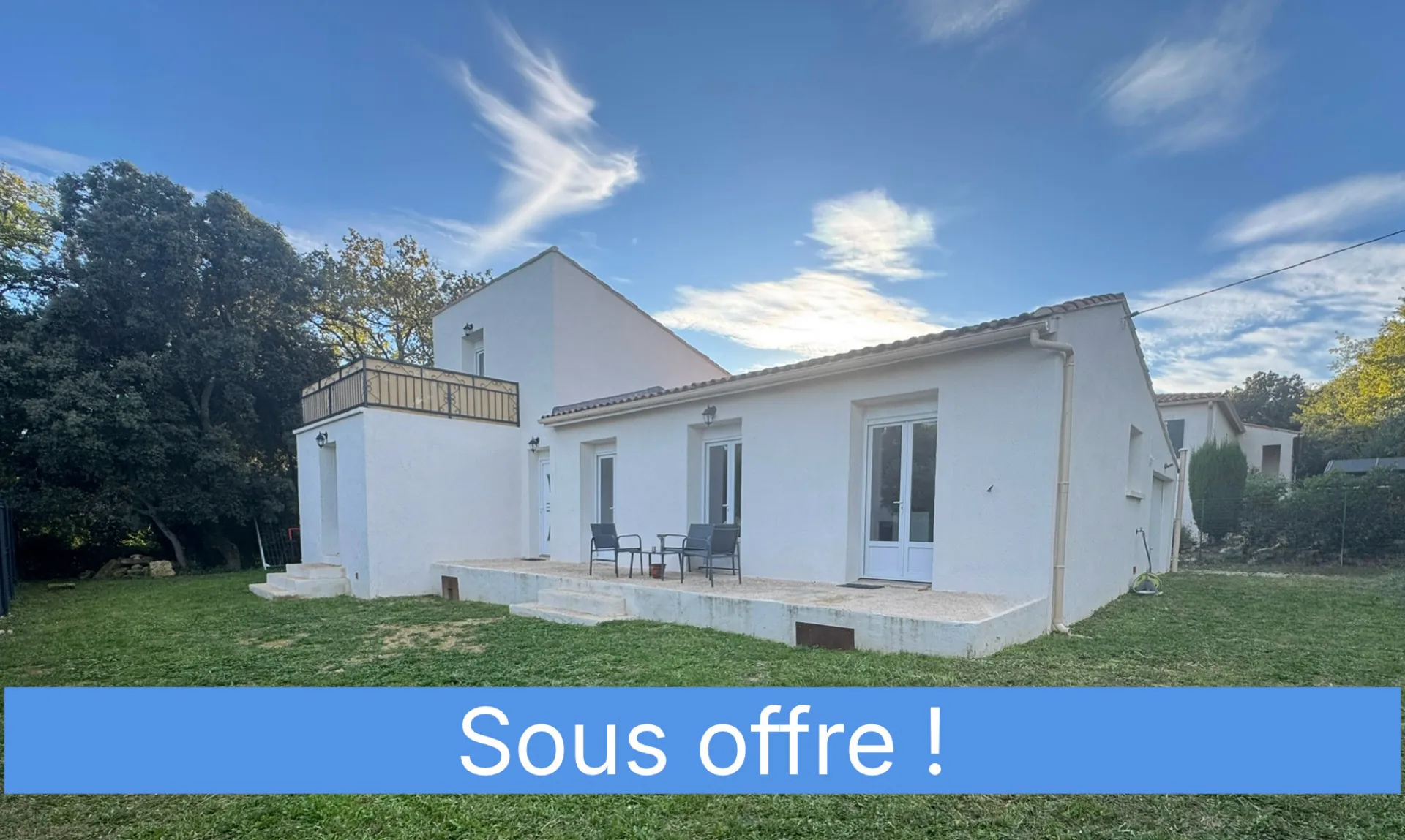 Maison rénovée 4 chambres avec jardin et garage à Saint-Laurent-des-Arbres