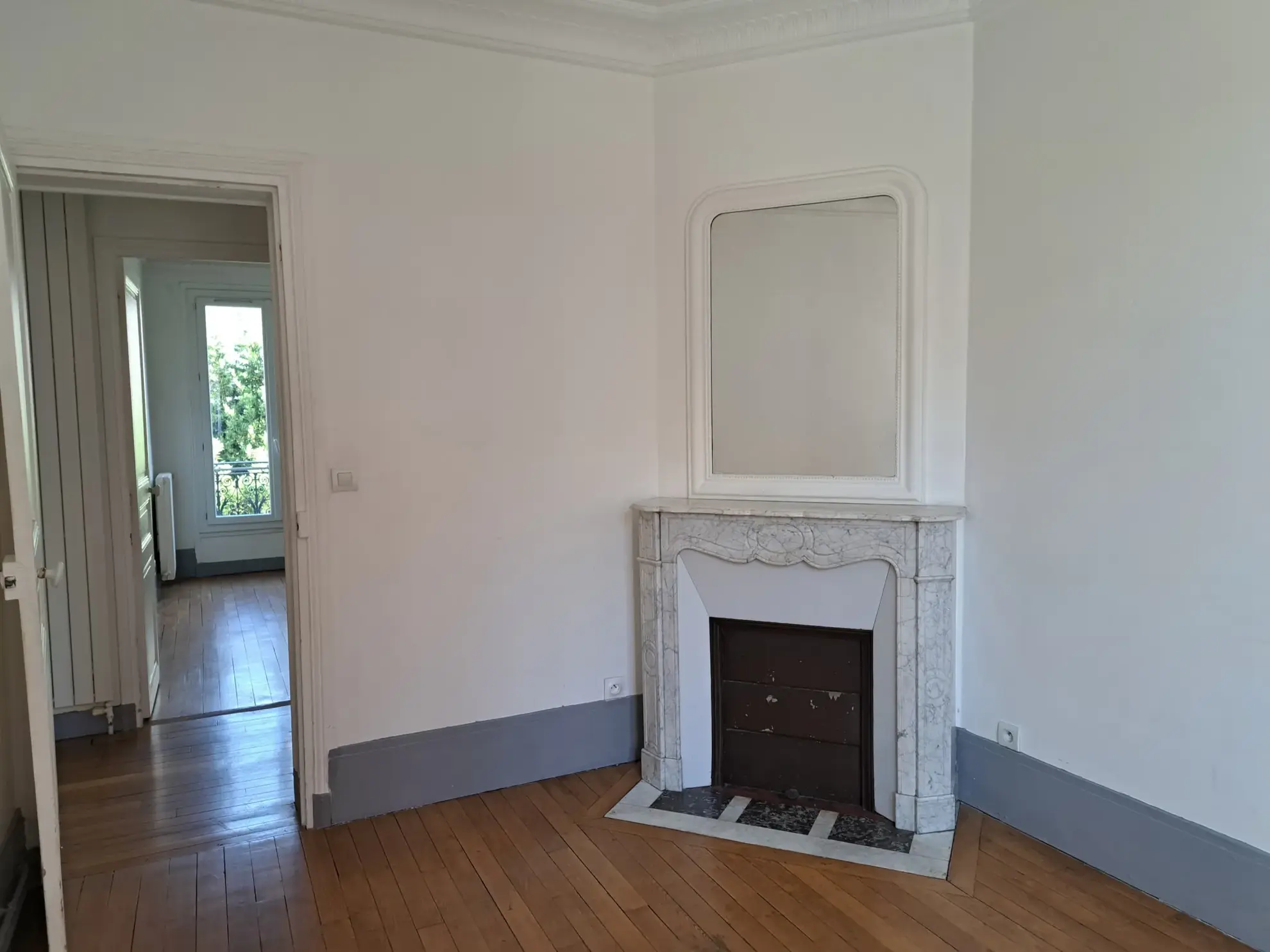 Bel appartement F3 à Vitry-sur-Seine avec charme ancien et proche RER C 
