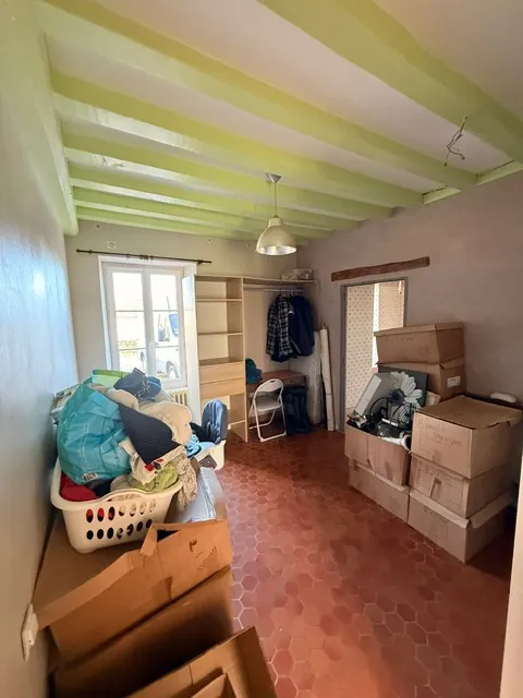 Belle maison de 160 m² à Courgains avec potentiel d'extension et garage 