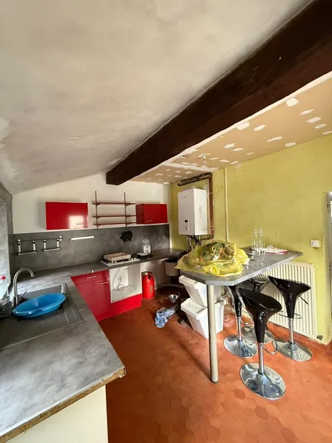 Belle maison de 160 m² à Courgains avec potentiel d'extension et garage 