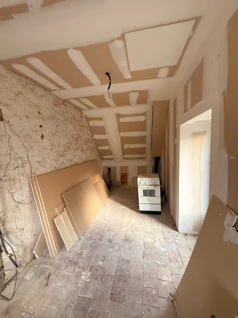 Belle maison de 160 m² à Courgains avec potentiel d'extension et garage 
