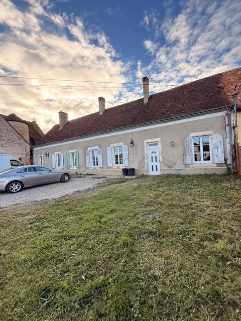 Belle maison de 160 m² à Courgains avec potentiel d'extension et garage