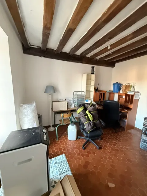 Belle maison de 160 m² à Courgains avec potentiel d'extension et garage 