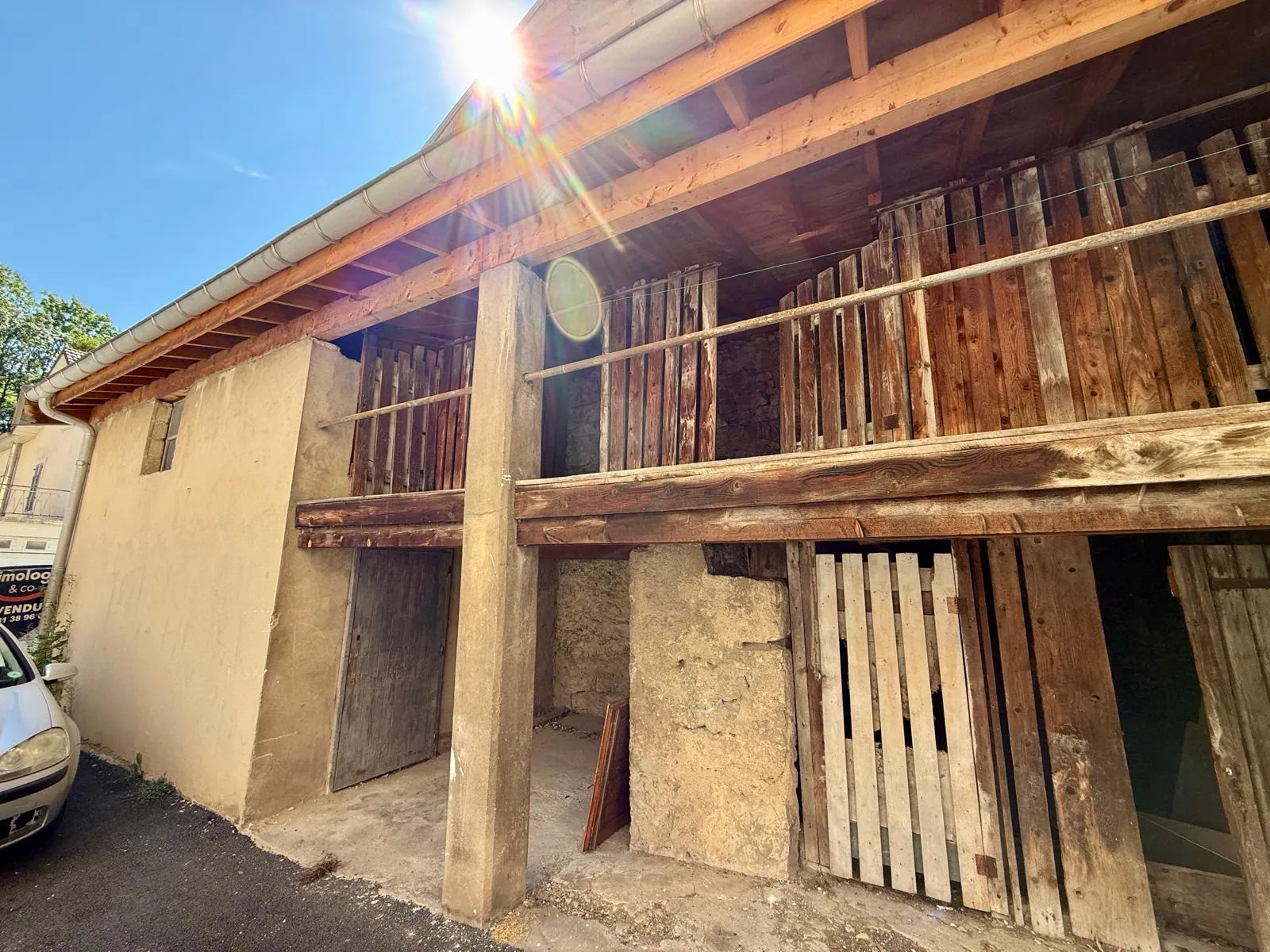 Surface à Pontarlier de 150 m2 pour projet résidentiel ou locatif