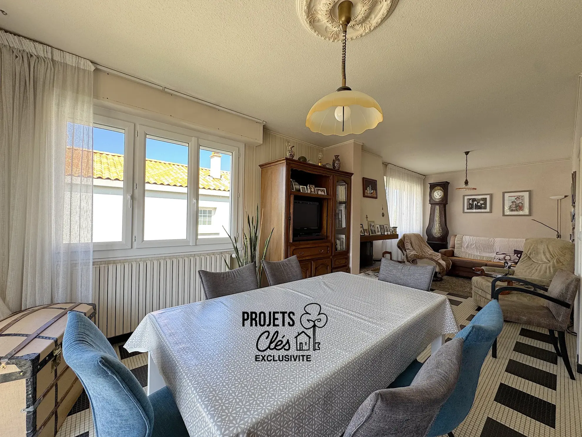 Maison familiale 5 chambres avec sous-sol aménagé à Les Achards 