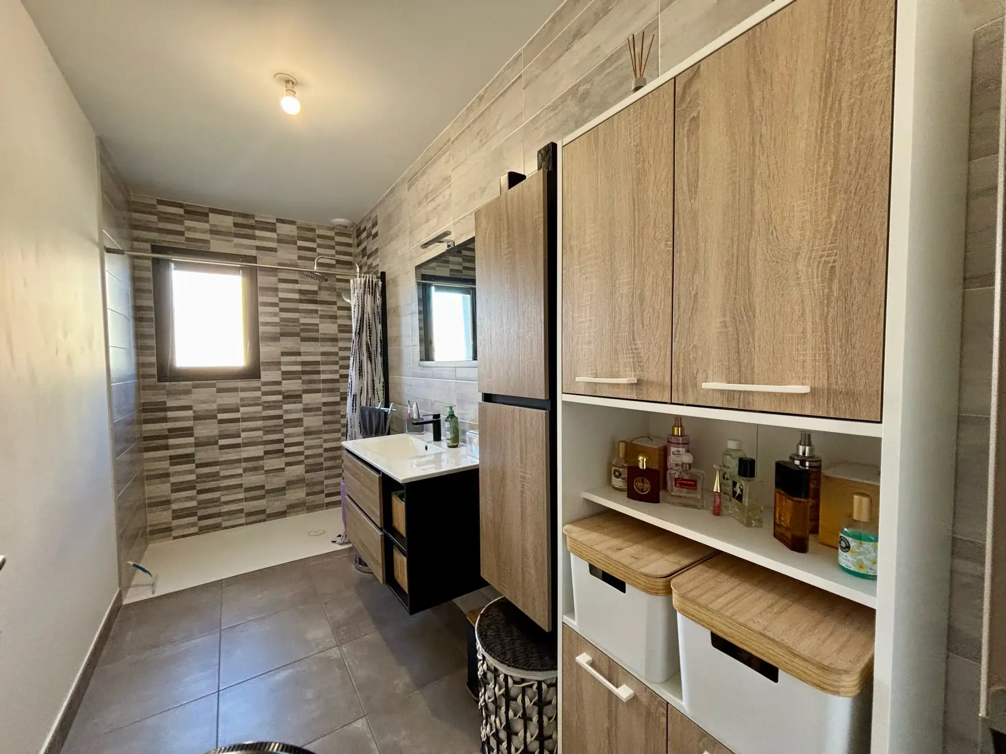 Villa récente 80 m² à Thuir avec jardin et garage 