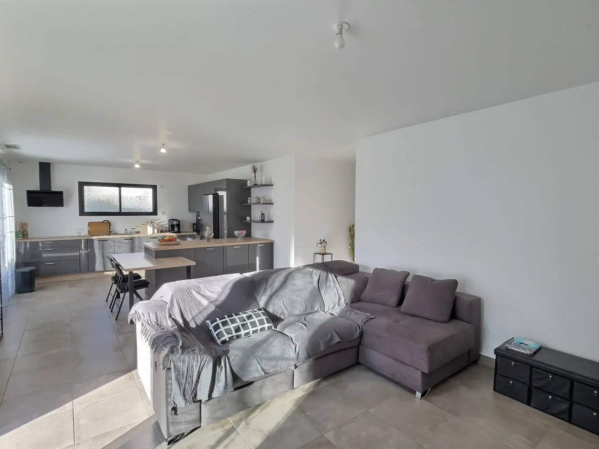 Villa récente 80 m² à Thuir avec jardin et garage 