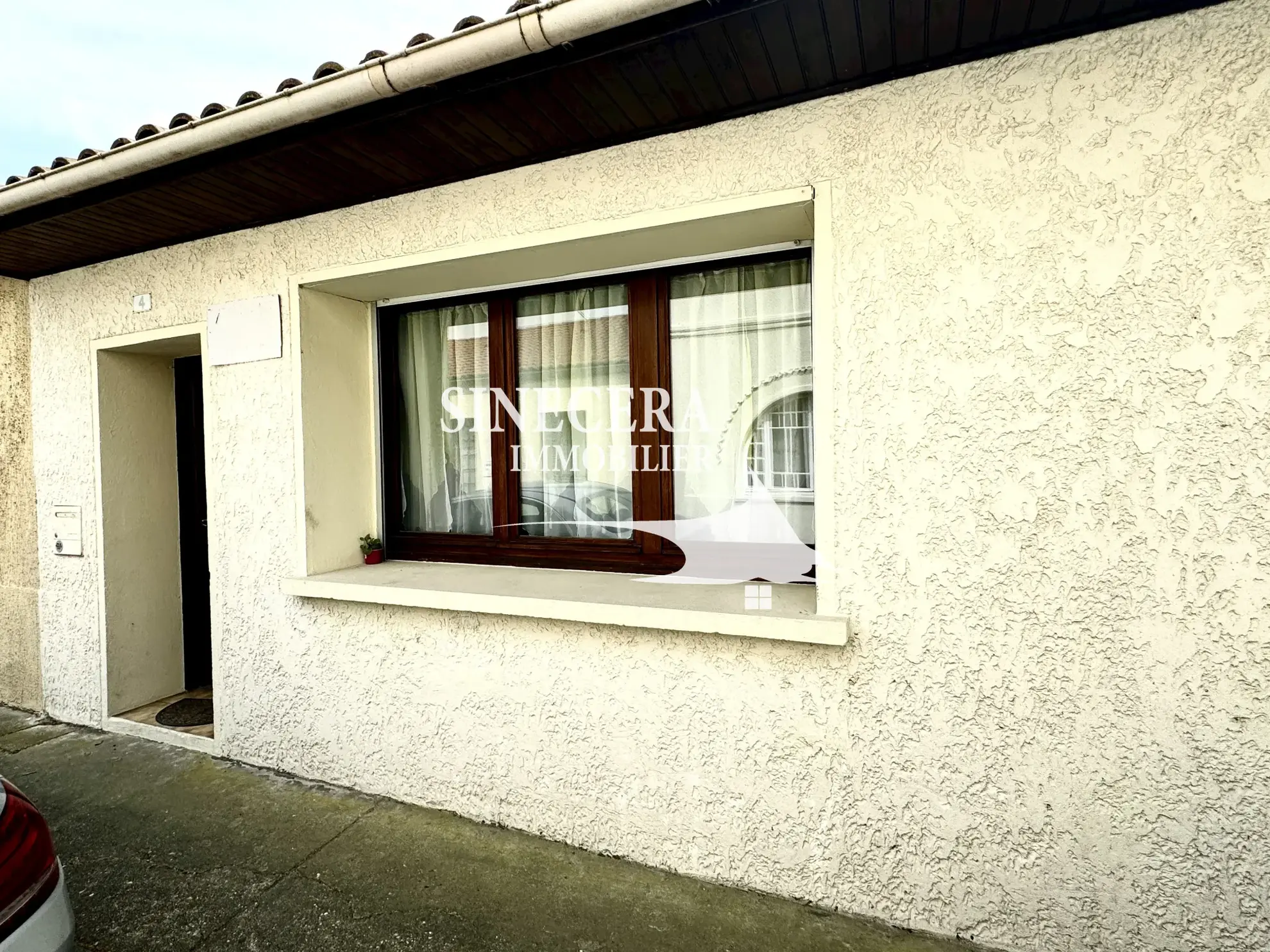 Maison de ville de 53 m² au centre de La Teste de Buch, opportunité d’investissement ou profession libérale