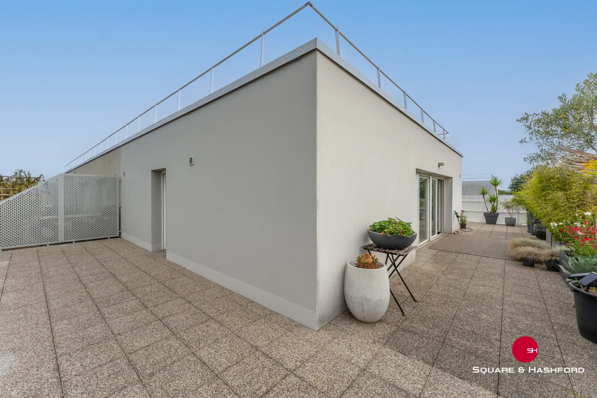 Vente appartement en attique de 64 m² avec terrasse de 78 m² à Eysines