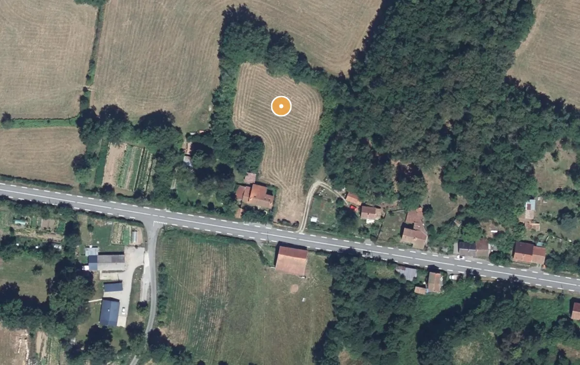 Terrain constructible de 4747 m² à Aubusson, Creuse