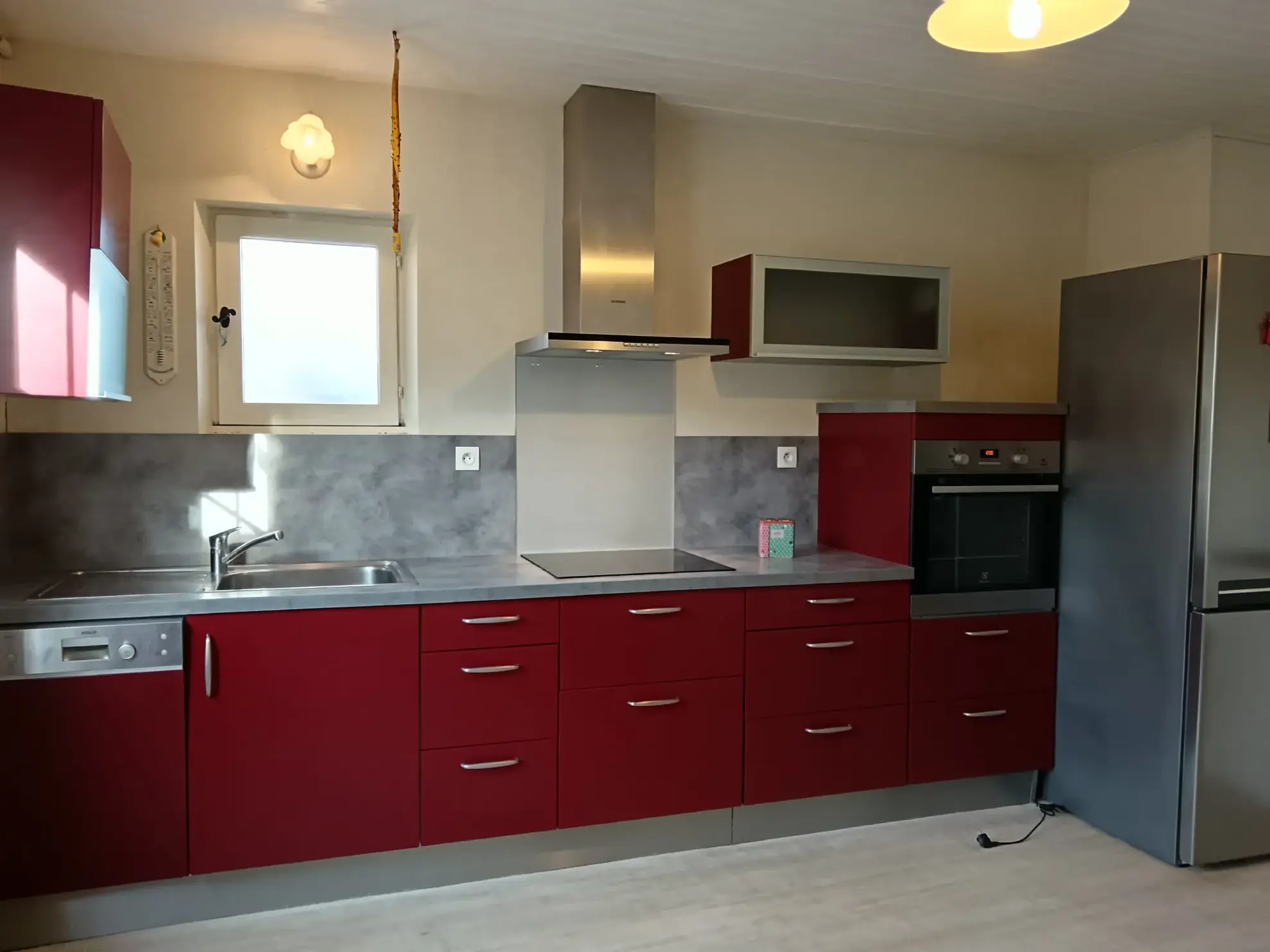 Maison à vendre avec 2 chambres et terrain clos à Valence-en-Poitou 