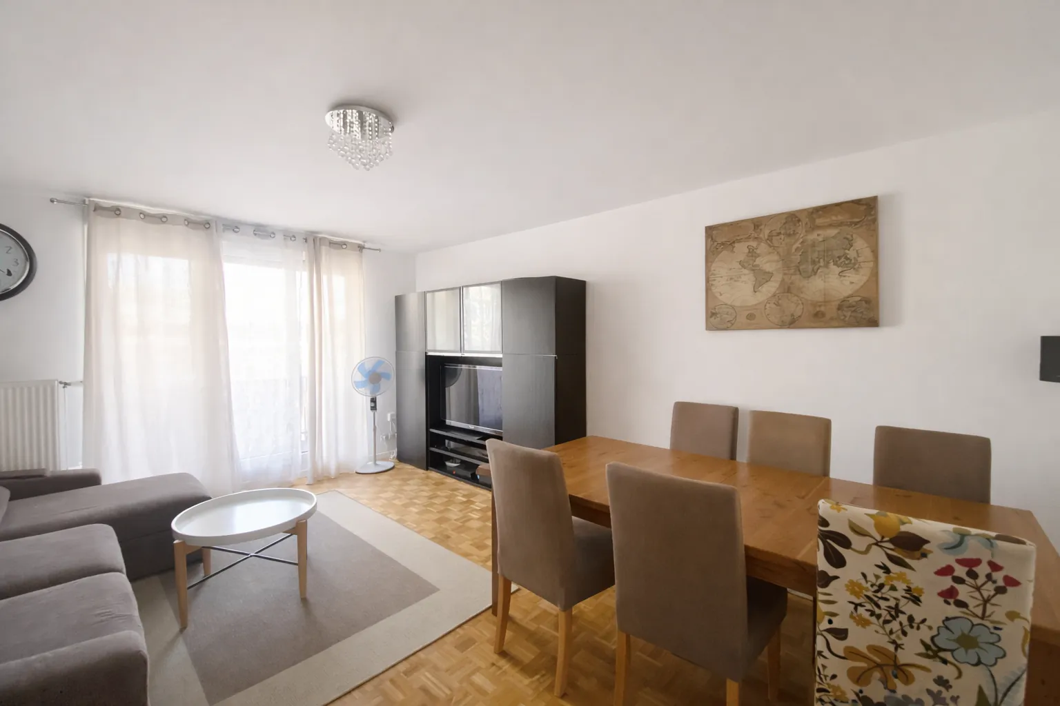 Appartement F4 rénové avec balcon et garage à Saint-Étienne Cité du Design