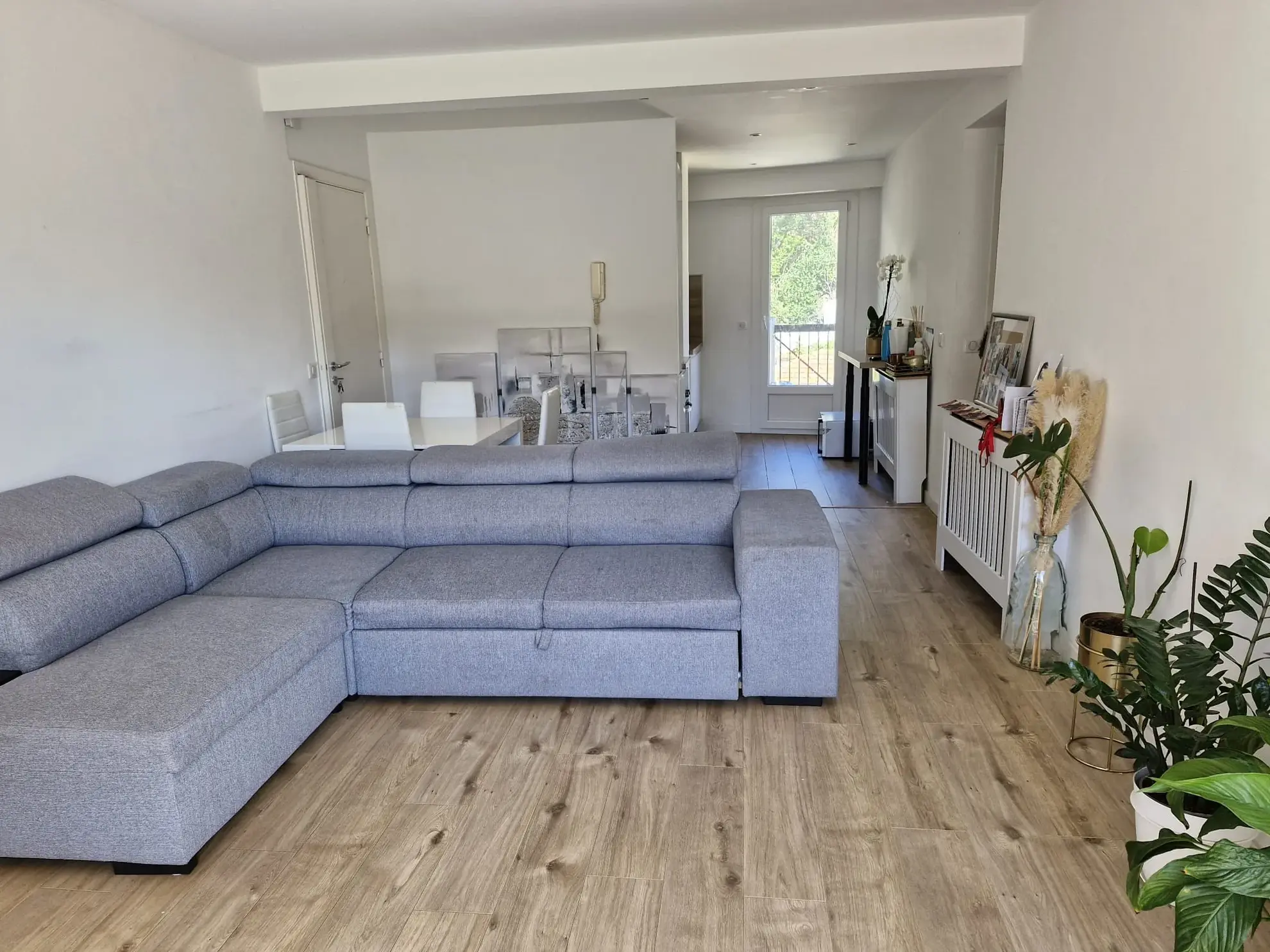 Appartement T3 rénové à Nice Magnan-Carlone avec balcon, parking et terrasse
